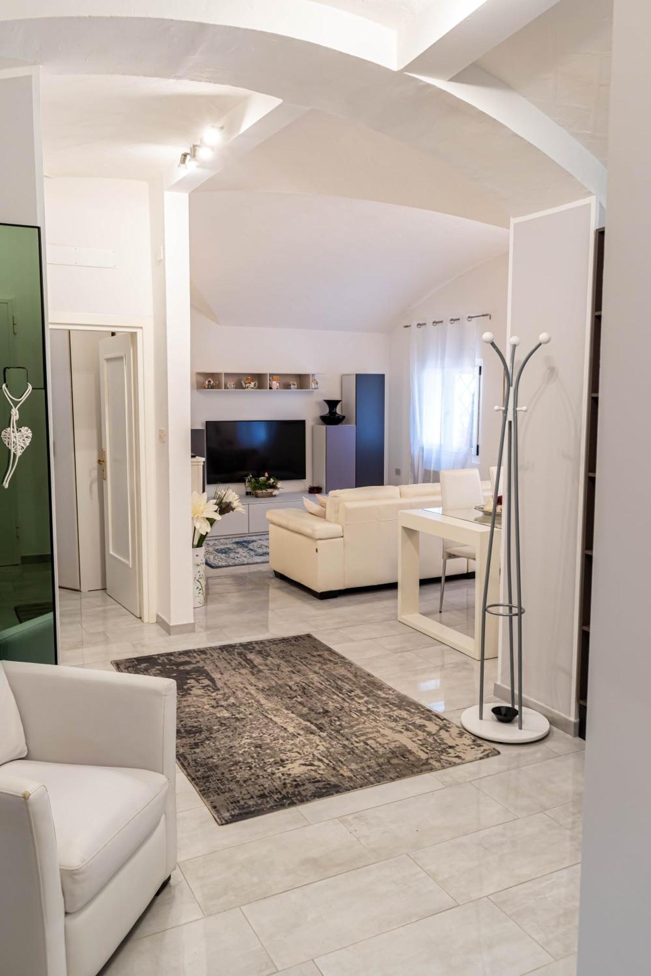 A Due Passi Dal Castello - Moderno E Ristrutturato Apartment